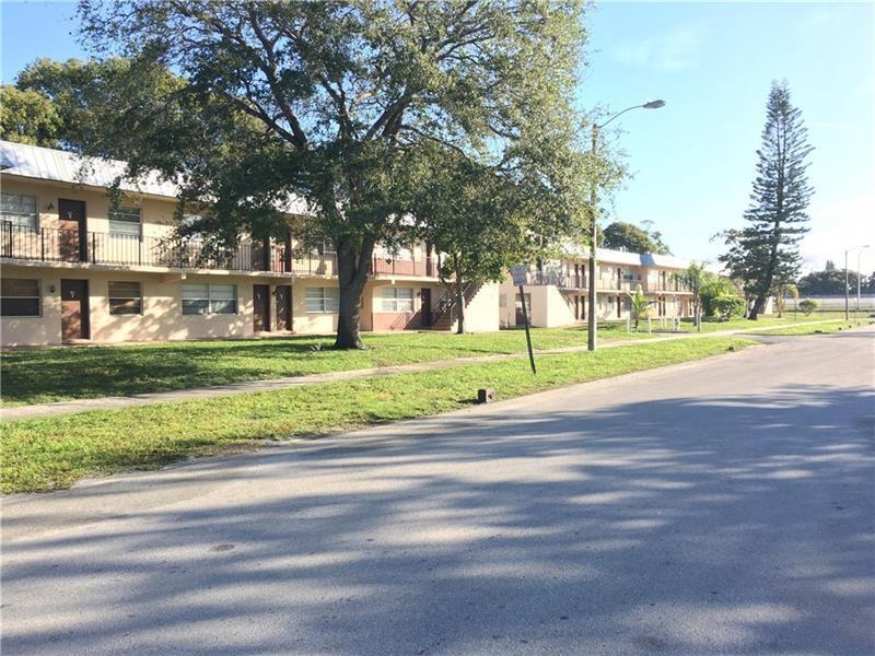 Foto del edificio - 207 NW 32nd Ct