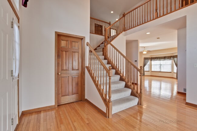 Building Photo - 33874 N Summerfields Dr