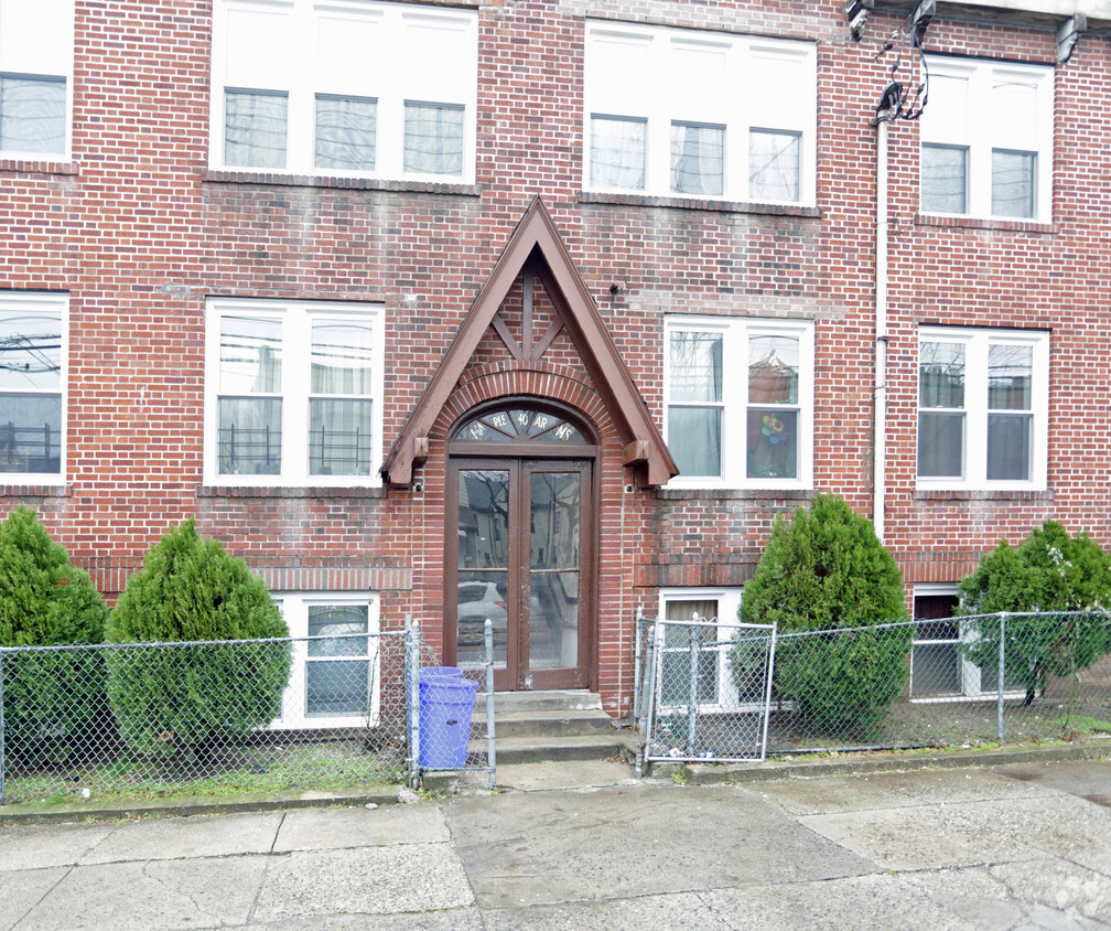 Entrance - Maple Arms Apartments