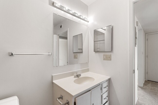 Foto del edificio - Geneva Street Apartments