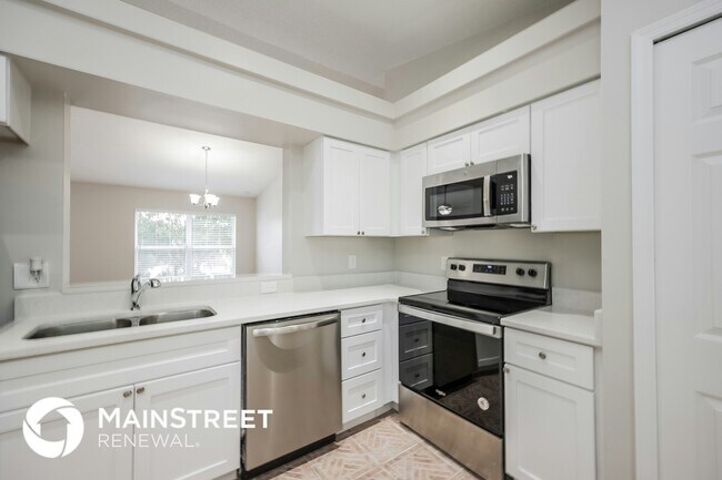 Building Photo - 10703 Crescendo Loop