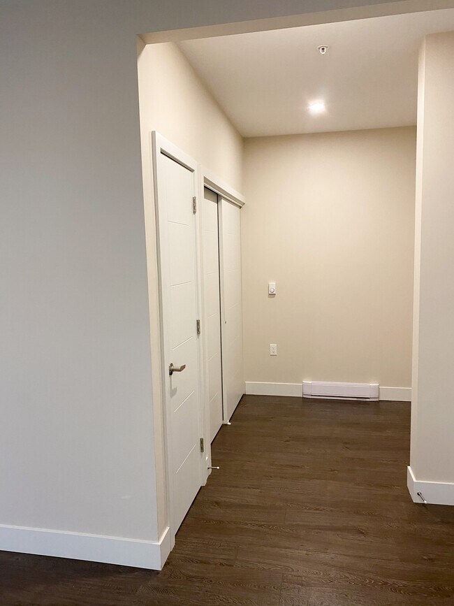 Photo du bâtiment - 45513-45513 Market Way