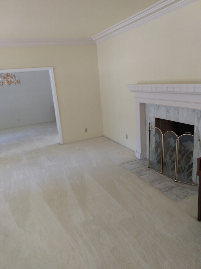 Foto del edificio - 138 Virginia Ct