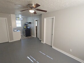 Building Photo - 3335 Tuam St