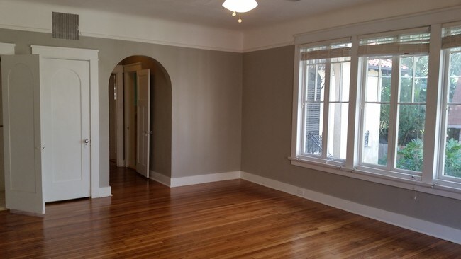 320 Monticello Ave Jefferson La 70121 Apartment For In Building Photo 320 Monticello Ave