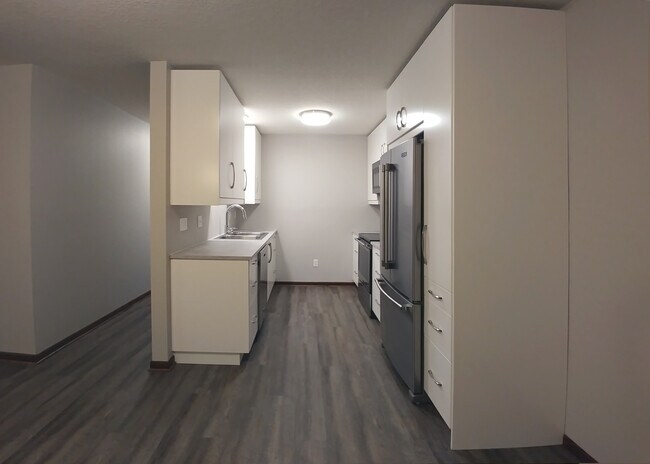 Building Photo - 2204 Valleyhigh Dr NW