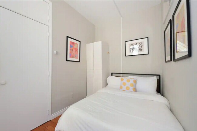 Foto del edificio - 444 First Ave Loop