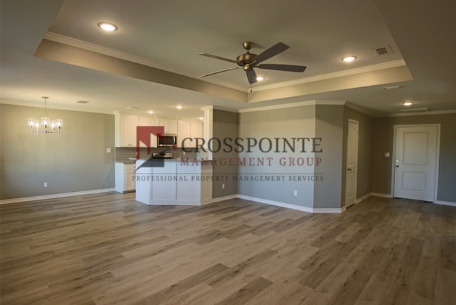 Building Photo - Beautiful 3 Bedroom 2 Bathroom Townhouse in South Tyler!