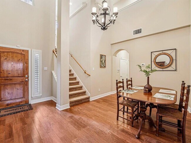 Foto del edificio - 2210 Onion Creek Pkwy