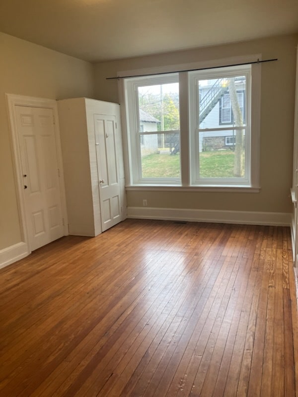 Back Bedroom/Large W/I Closets - 1511 Spring Ave