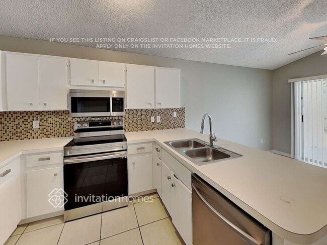 Building Photo - 1849 Coyote Pl