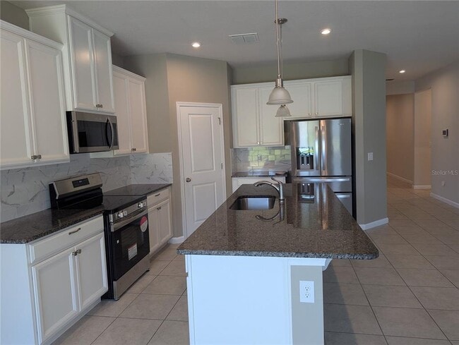 Foto del edificio - 334 Winter Bliss Ln