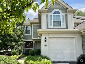 Building Photo - 901 Little Falls Ct