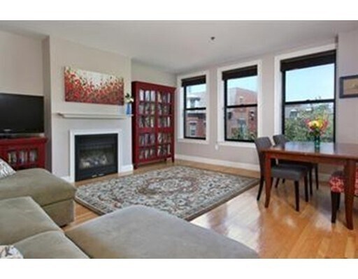 Foto del edificio - 1723 Washington St