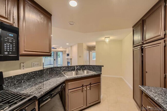 Building Photo - 11355 Affinity Ct