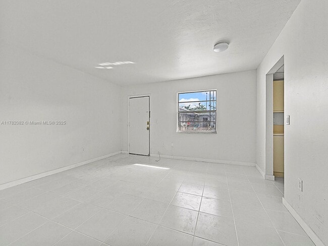 Building Photo - 10375 SW 40th St