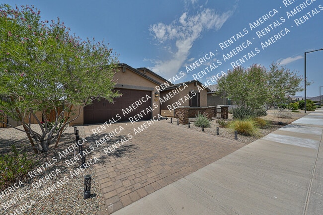 Building Photo - 1578 S 224th Ln