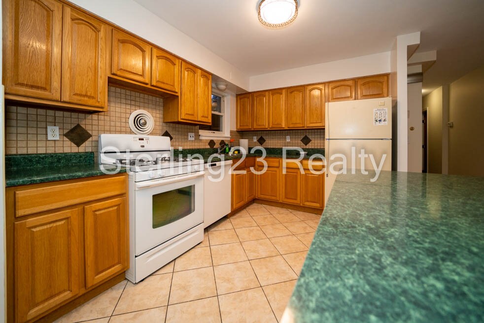 Foto principal - 2358 37th St