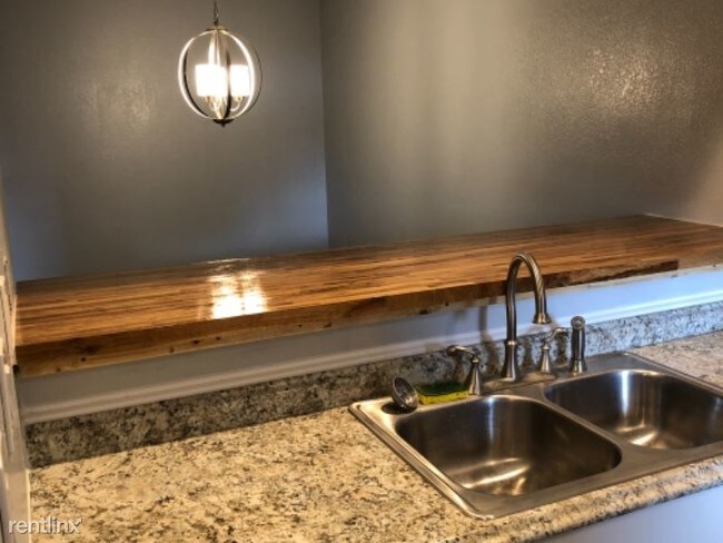 Building Photo - 1 br, 1 bath Condo - 153 Scottsdale Square