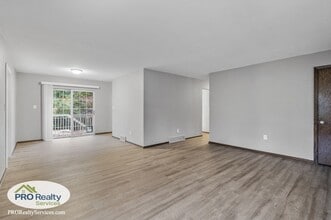 Building Photo - 29510 Kings Bluff