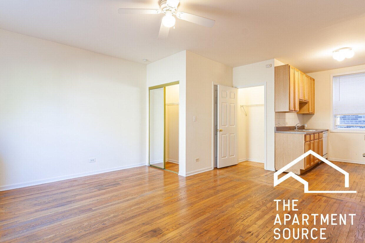 Foto principal - 724 W Barry Ave