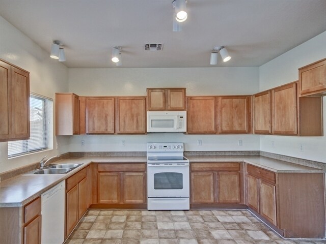 Foto del edificio - 5128 W Shumway Farm Rd