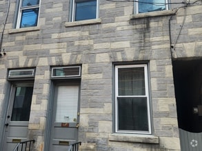 Building Photo - 36 1/2 N Water St