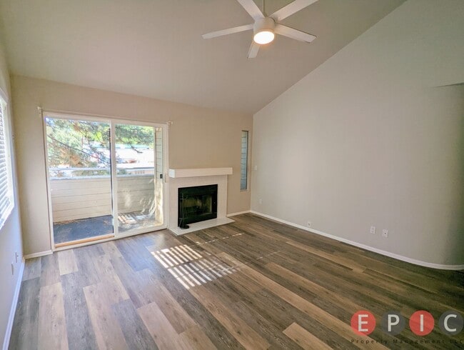 Photo - Beautiful Condo in Great Location!