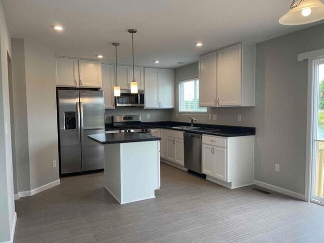 Foto del edificio - 4866 Amber Crossing Rd