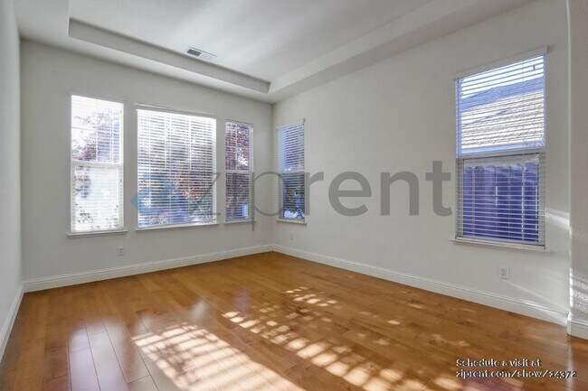 Foto del edificio - 856 Morningside Dr