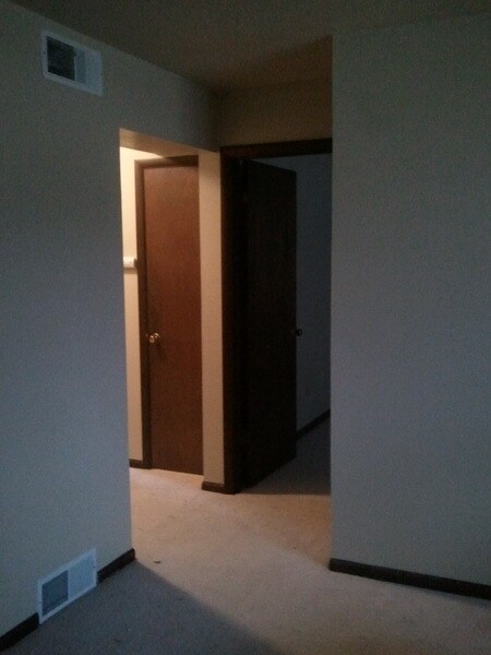 Building Photo - 4475 W Bellview Dr