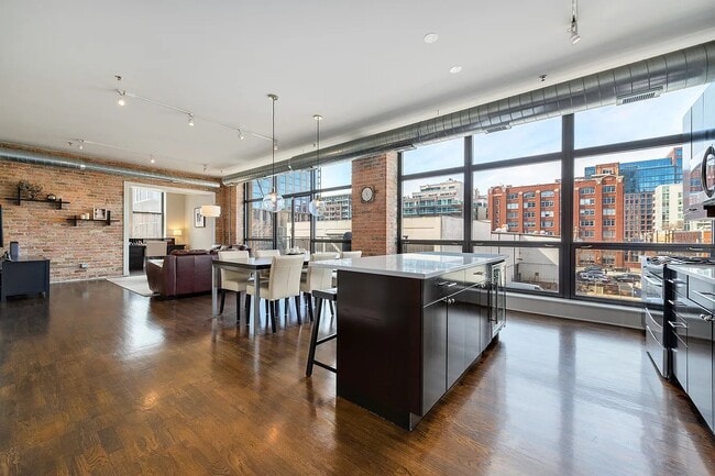 Main Living Area - 23 N Green St
