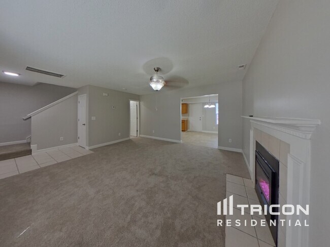Building Photo - 2045 Sunset Village Drive Charlotte NC