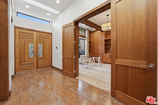 Building Photo - 17424 Cumpston St