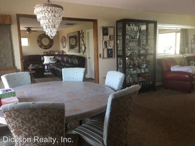 Building Photo - 14655 Virginia Foothills Dr