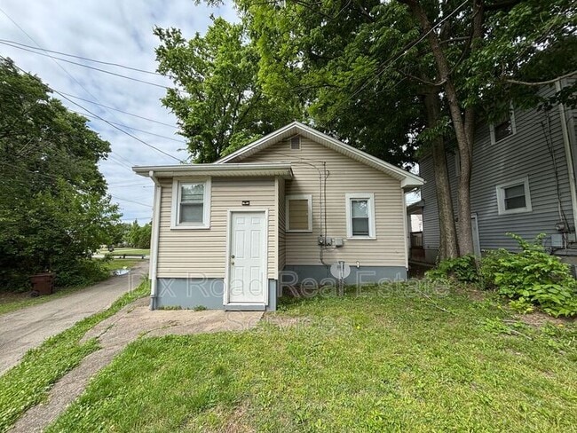 Building Photo - 2310 S Sutphin St