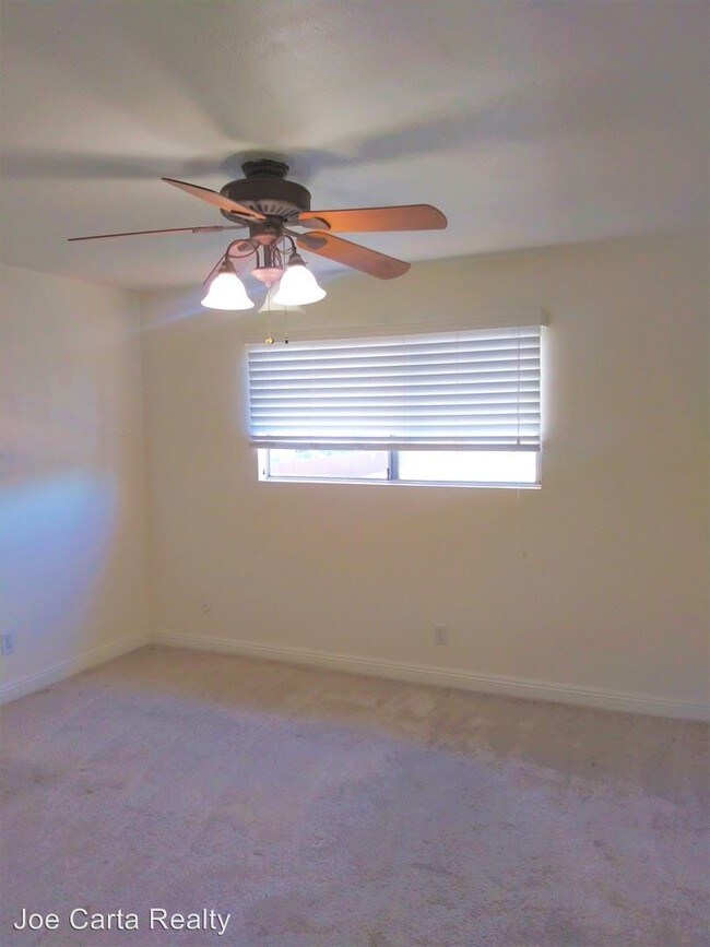 Foto del edificio - 947 Greenfield Dr