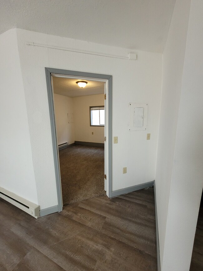 Building Photo - 1317 1st Ave N