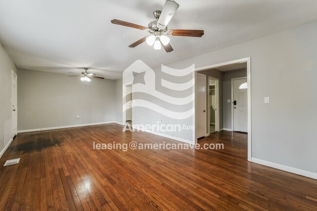 Foto del edificio - 3135 Bilgray Dr