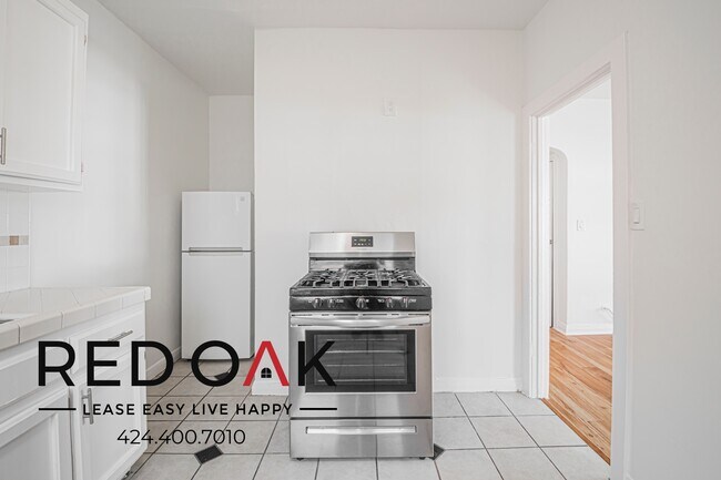 Foto del edificio - 1056 Normandie Ave