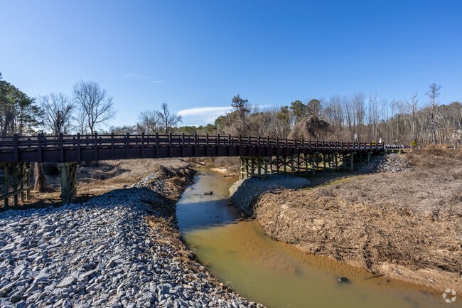 Noonday Creek and Trail runs through Kennesaw.