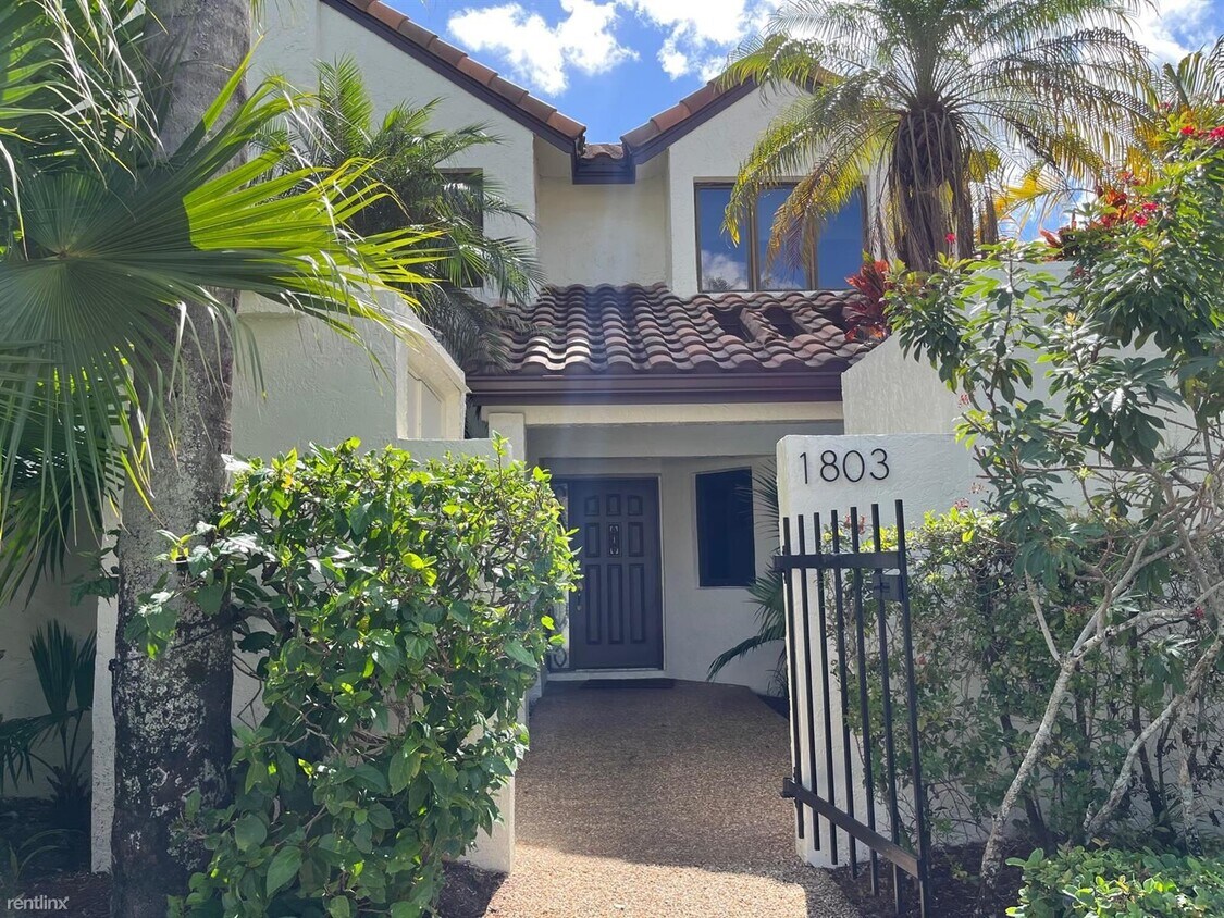 Primary Photo - 2 br, 2 bath Townhome - 7908 Seville Pl