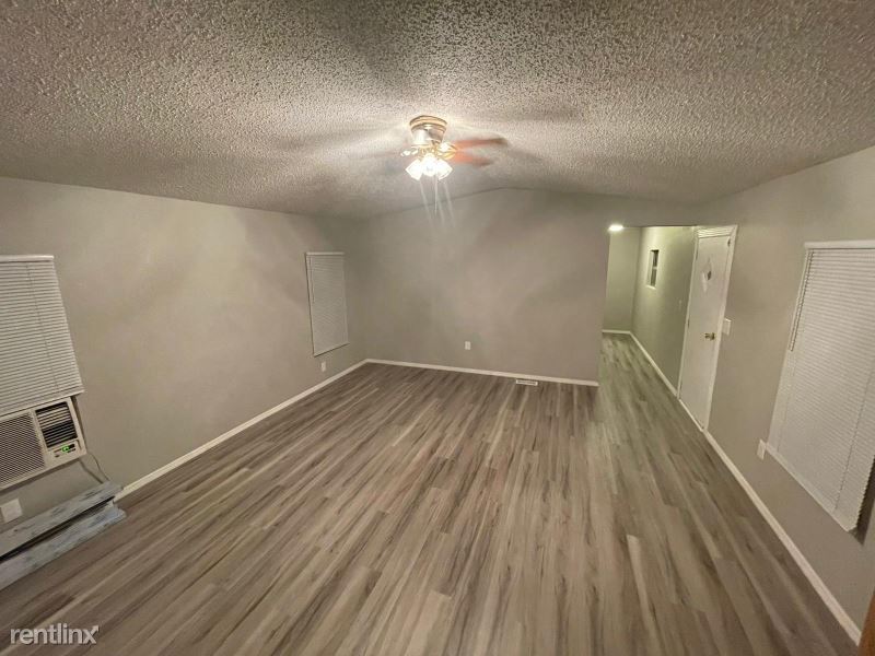 3 br, 2 bath House 1505 Broadway House Rental in Winnie, TX