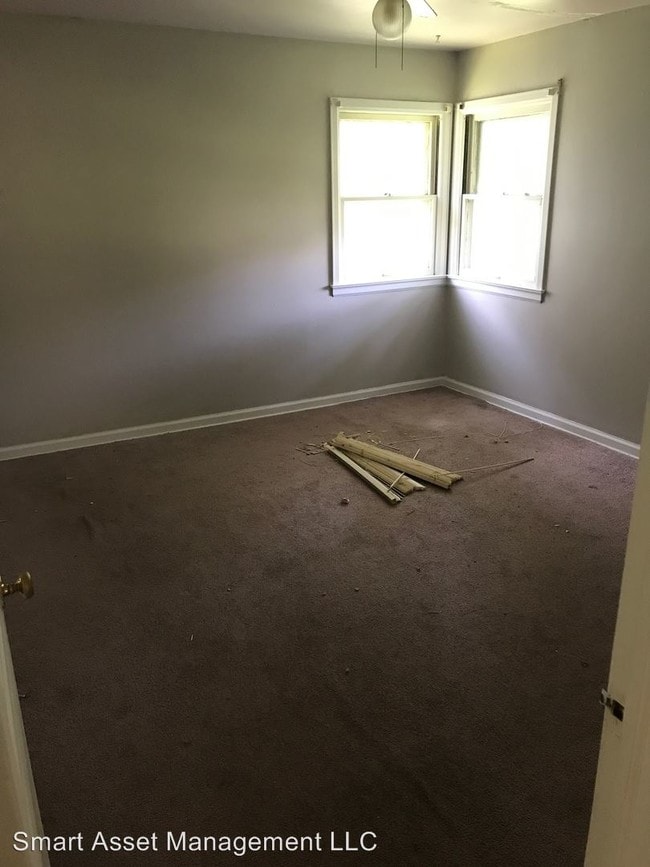 Building Photo - 2 br, 1 bath House - 5249 N 45th Street