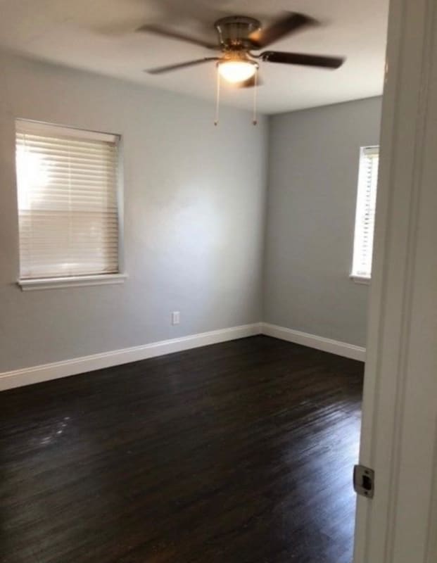 Building Photo - 2113 E Dellview Dr