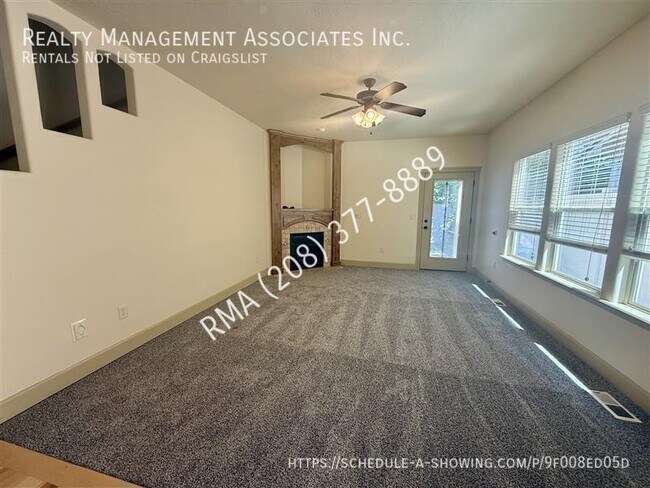 Foto del edificio - 2516 E Satterfield St