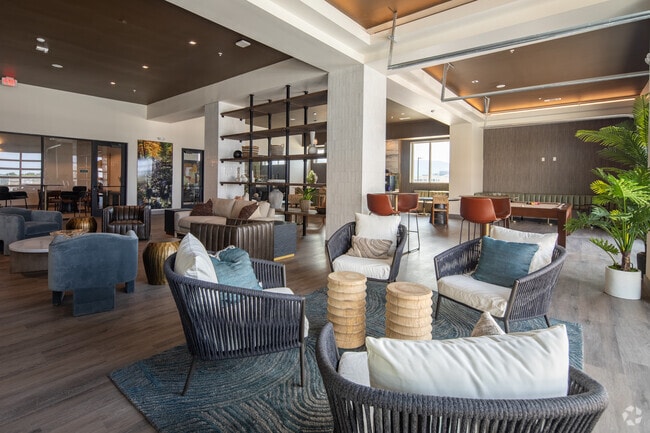 Social Lounge + Game Room + Coworking Space - Vista @ Council Square