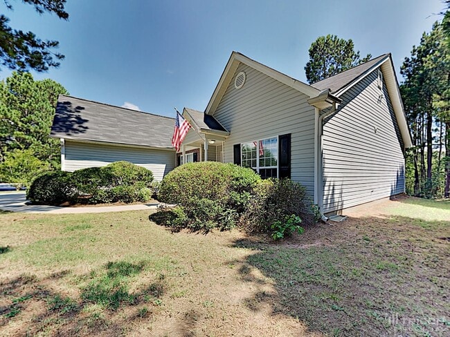 Building Photo - 309 Lokey's Ridge Rd