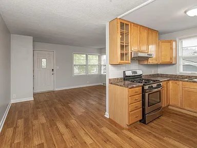 Foto del edificio - 1413 Lake St NE