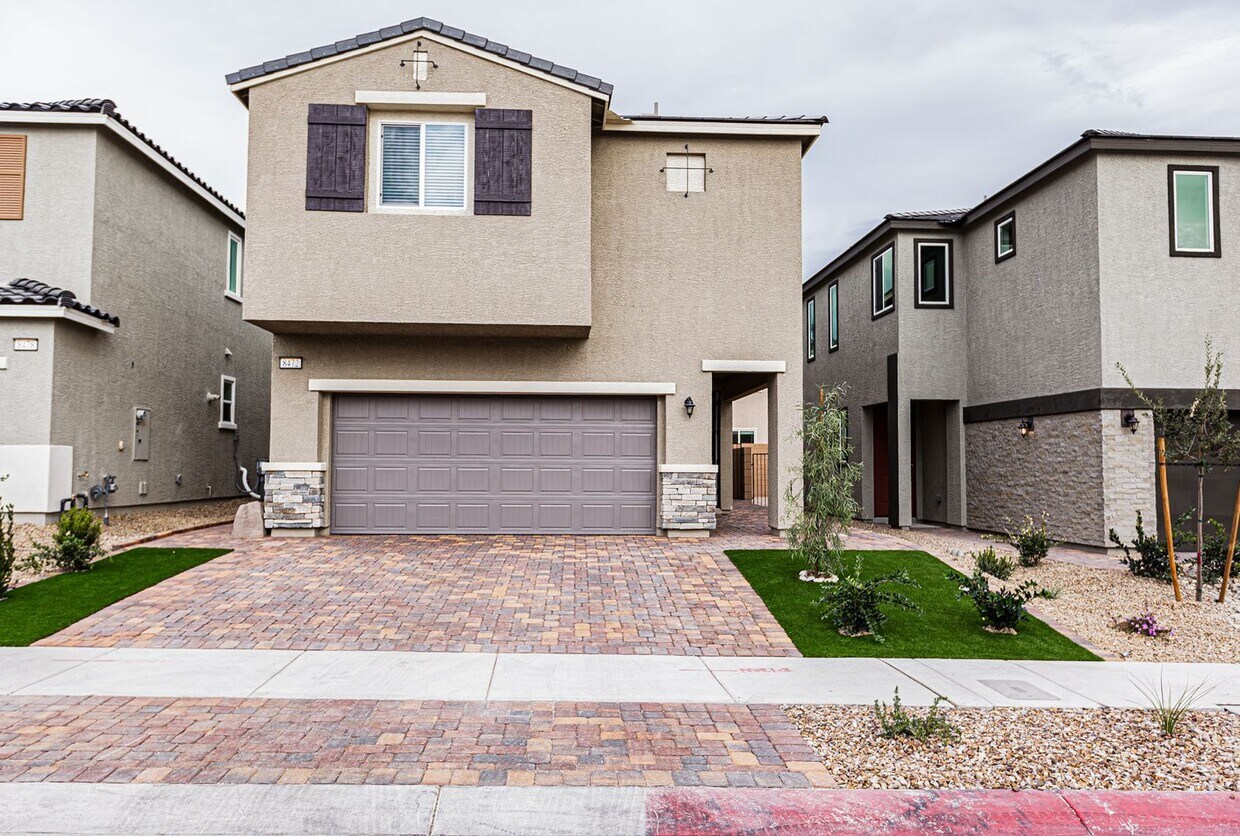 Primary Photo - Brand New 4-bedroom Home